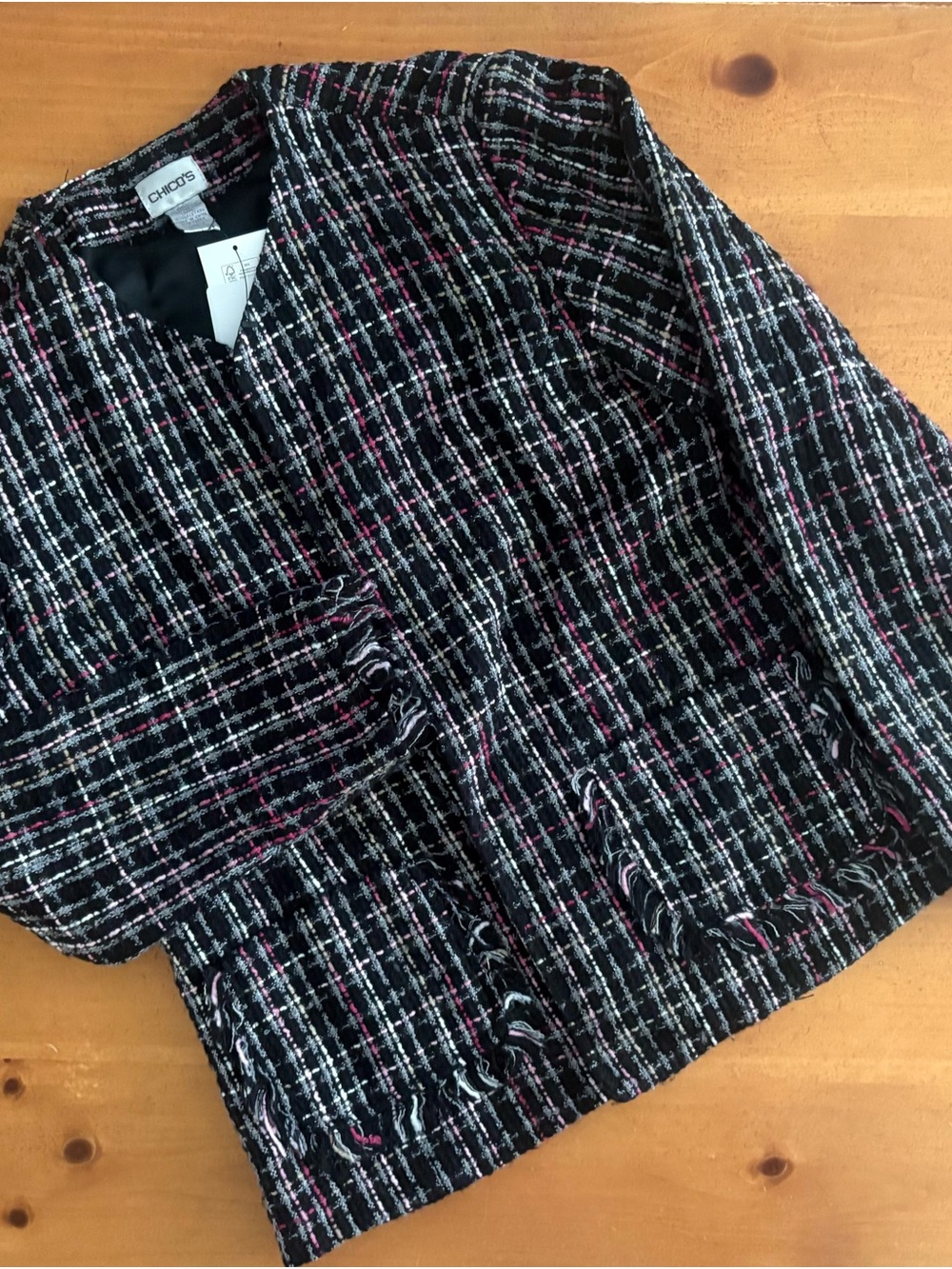 Chicos Women’s 2-Pocket/4 Hook & Eye Blazer,  Size 1